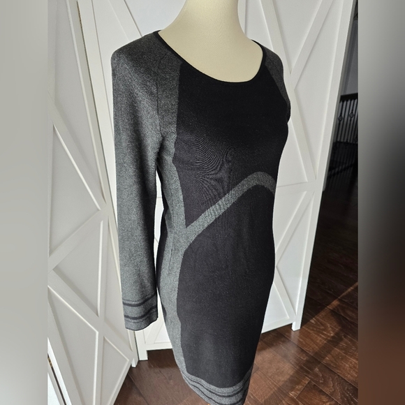 Max Studio Black and Gray Long-sleeve Midi Sweater Dress - Picture 3 of 8